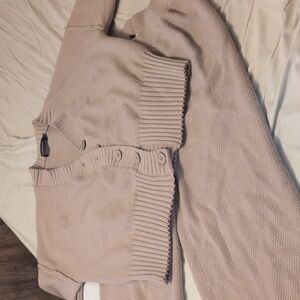 Set of pants and cardigan sweater